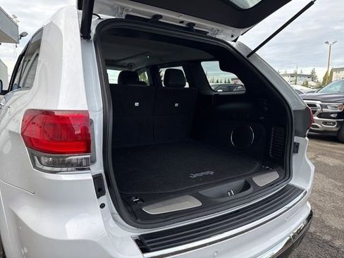 Used 2019 Jeep Grand Cherokee Summit image 16