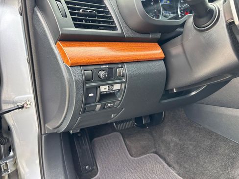 Used 2014 Subaru Outback 2.5i Limited AWD/4WD image 20