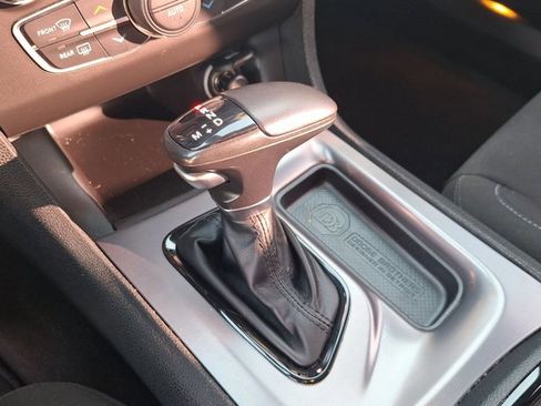 Used 2022 Dodge Charger R/T w/ Driver Convenience Group image 14