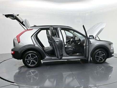 New 2025 Kia Niro EX image 53