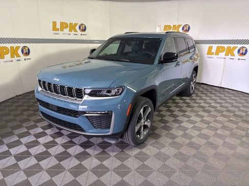 New 2026 Jeep Grand Cherokee L Limited AWD/4WD image 10