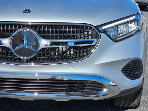 Used 2026 Mercedes-Benz GLC 300 image 9