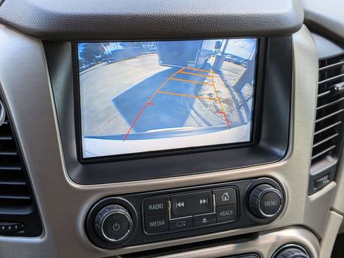 Used 2017 GMC Yukon XL Denali w/ Open Road Package image 17