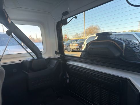 Used 2024 Jeep Wrangler Unlimited Rubicon image 30