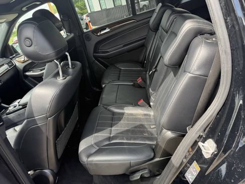 Used 2014 Mercedes-Benz GL 550 4MATIC image 20