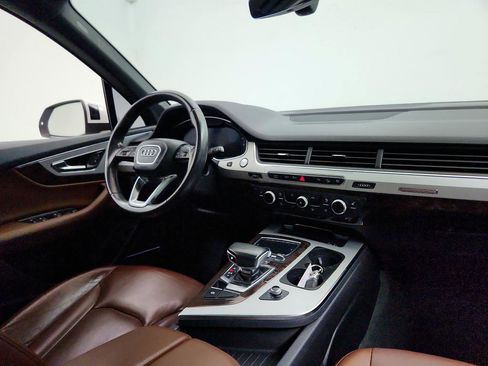 Used 2019 Audi Q7 2.0T Premium Plus w/ Premium Plus Package AWD/4WD image 28