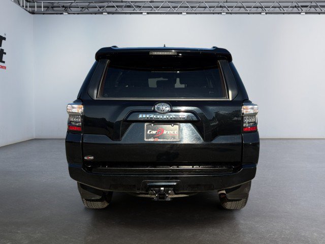 Used 2021 Toyota 4Runner SR5 AWD/4WD image 15