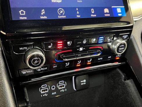 Used 2021 Jeep Grand Cherokee L Overland image 50