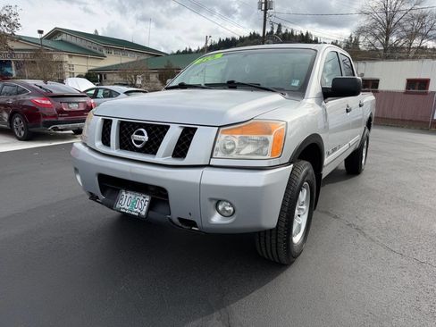 Used 2008 Nissan Titan PRO-4X image 5