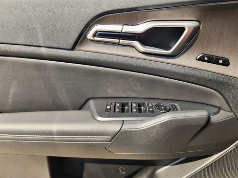 New 2026 Kia Sportage X-Line w/ X-Line Technology Package image 17