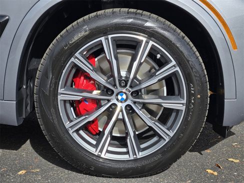 New 2026 BMW X5 xDrive50e w/ Executive Package image 11