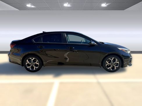 Used 2020 Kia Forte LXS image 8