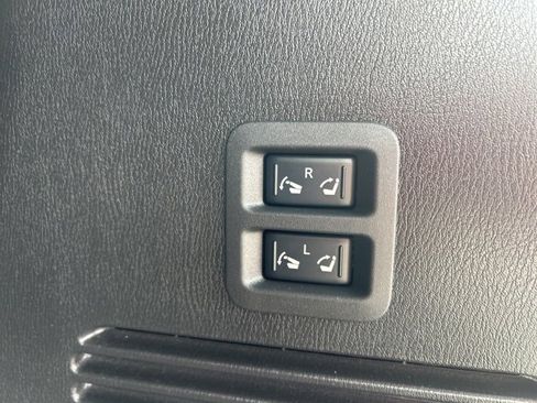 Used 2024 INFINITI QX80 Sensory image 35