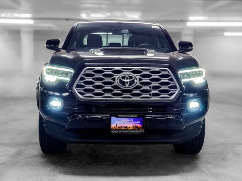 Used 2023 Toyota Tacoma TRD Sport w/ Technology Package RWD image 12