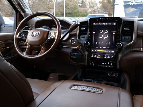 Used 2024 RAM 2500 Limited w/ Towing Technology Group image 30