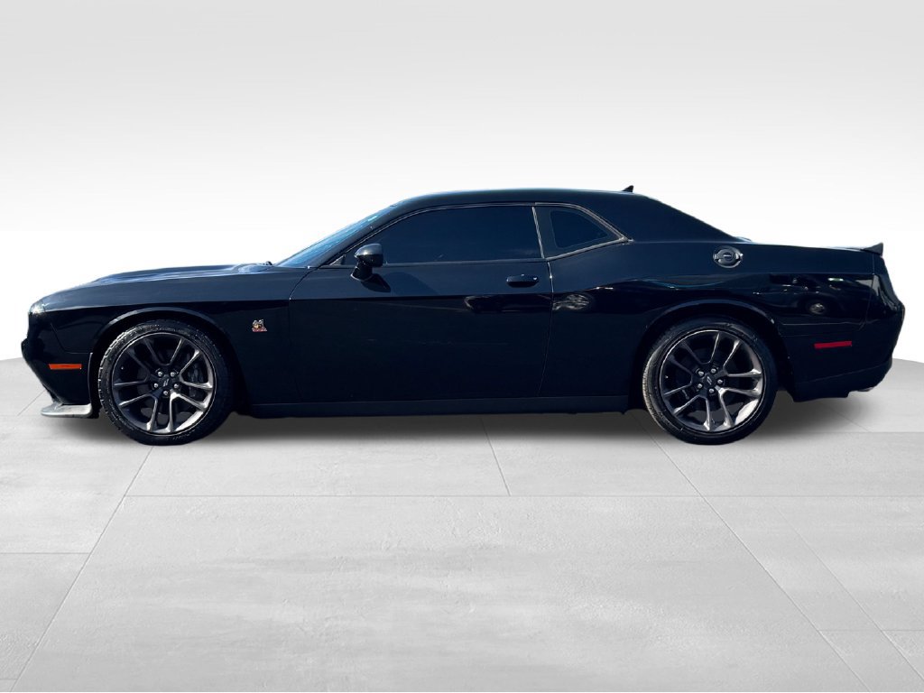 Used 2022 Dodge Challenger R/T Scat Pack RWD image 4