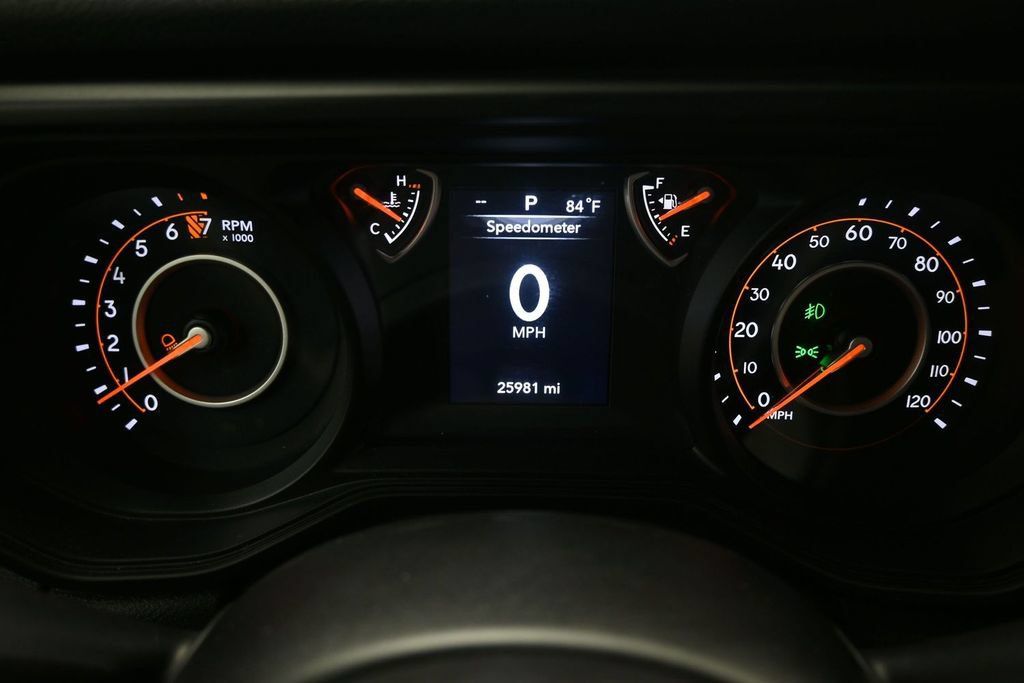 Used 2025 Jeep Gladiator Sport AWD/4WD image 17