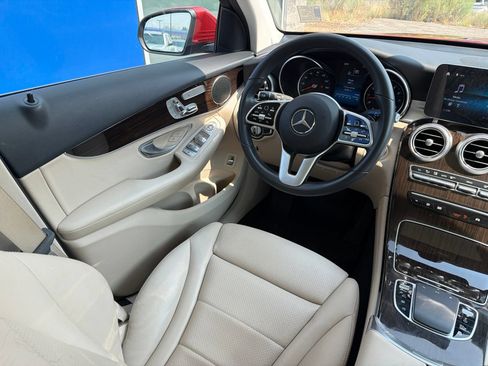 Used 2021 Mercedes-Benz GLC 300 4MATIC image 12