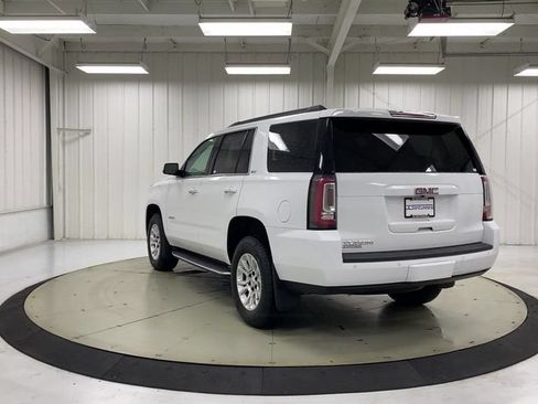 Used 2017 GMC Yukon SLT AWD/4WD image 7