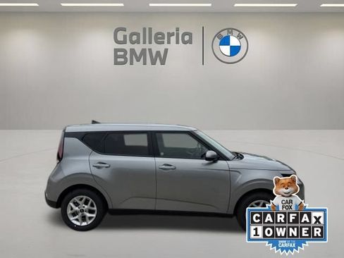 Used 2025 Kia Soul LX w/ LX Technology Package FWD image 5