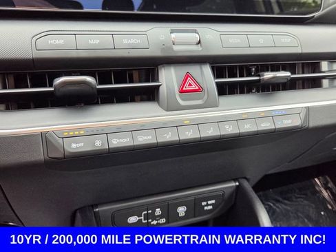 Used 2025 Kia K4 FWD image 26