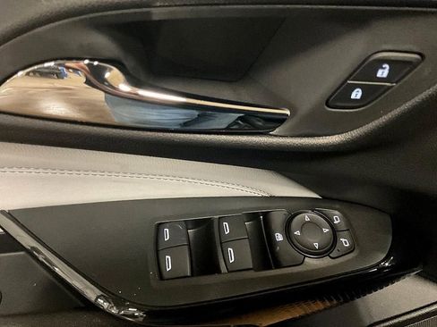 New 2026 Chevrolet Trax LT w/ Driver Confidence Package FWD image 31
