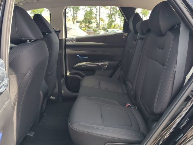 New 2025 Hyundai Tucson SE FWD image 13