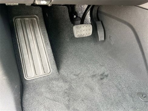 New 2026 Buick Enclave Preferred w/ Power Package image 14