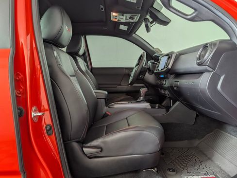 Used 2023 Toyota Tacoma TRD Pro AWD/4WD image 12