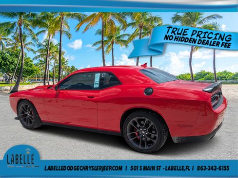 Used 2023 Dodge Challenger GT w/ Plus Package RWD image 5