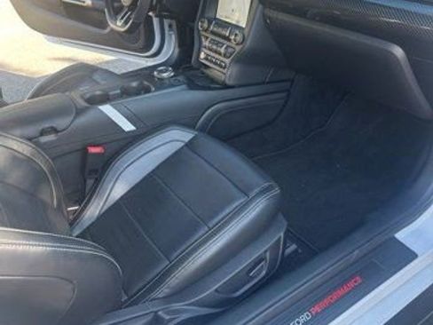 Used 2020 Ford Mustang Shelby GT500 w/ Technology Package image 23