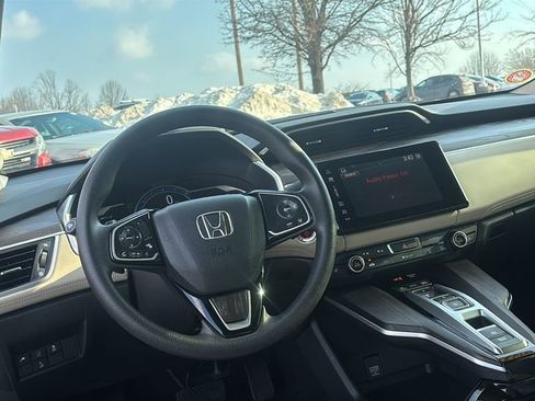 Used 2018 Honda Clarity Plug-In Hybrid image 13