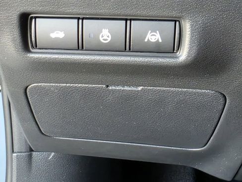 New 2026 Nissan Sentra SR w/ SR Premium Package FWD image 30