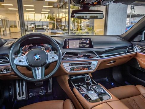 Used 2020 BMW 740i xDrive w/ M Sport Package image 25