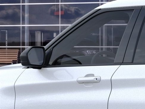 Used 2026 Ford Explorer Active AWD/4WD image 20