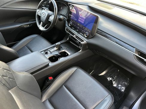 Used 2024 Lexus RX 350 Premium w/ Accessory Package (Z1) image 18