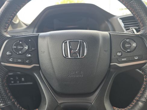 Certified 2025 Honda Passport TrailSport image 28