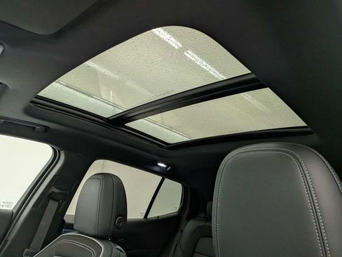 New 2026 Chevrolet Equinox EV LT image 19