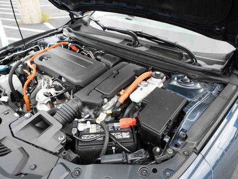 Used 2025 Honda Accord EX-L image 32