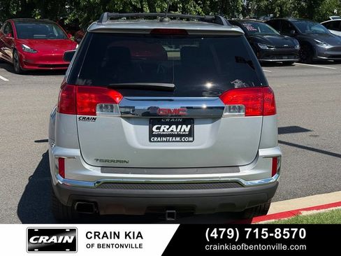 Used 2017 GMC Terrain SLE w/ Convenience Package FWD image 6
