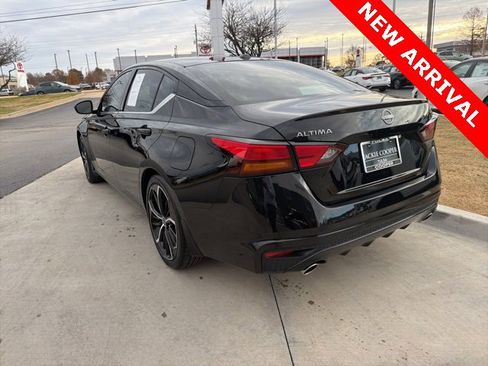 Certified 2025 Nissan Altima 2.5 SR w/ SR Premium Package image 6