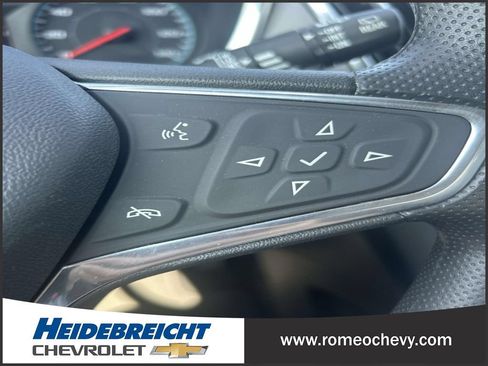 Used 2019 Chevrolet Equinox LS AWD/4WD image 21