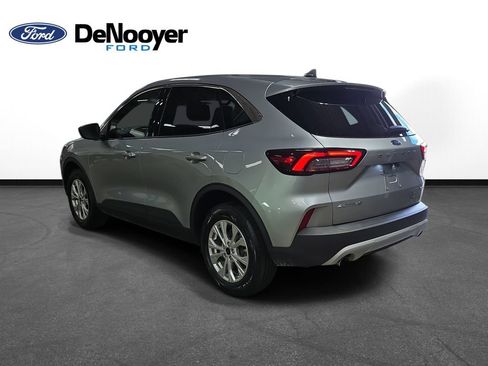 Used 2023 Ford Escape Active AWD/4WD image 8