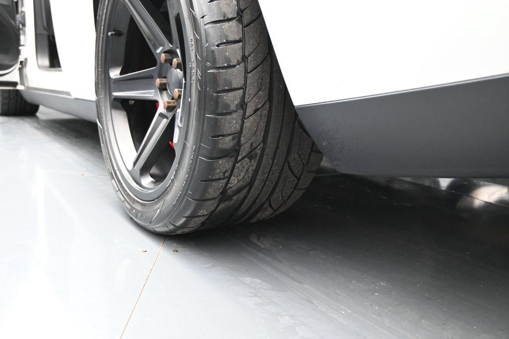 Used 2016 Dodge Challenger SRT Hellcat RWD image 28