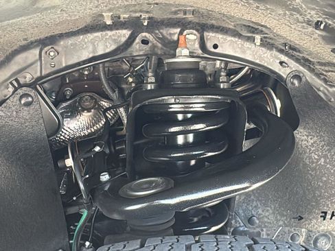 Used 2023 Toyota Tacoma 4x4 Double Cab w/ Trail Edition image 9