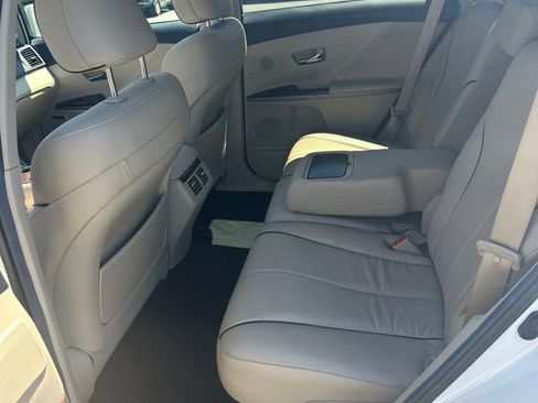 Used 2014 Toyota Venza XLE w/ XLE Premium Package FWD image 6