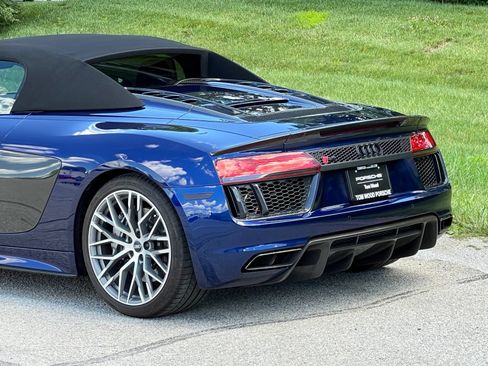 Used 2018 Audi R8 V10 plus AWD/4WD image 10