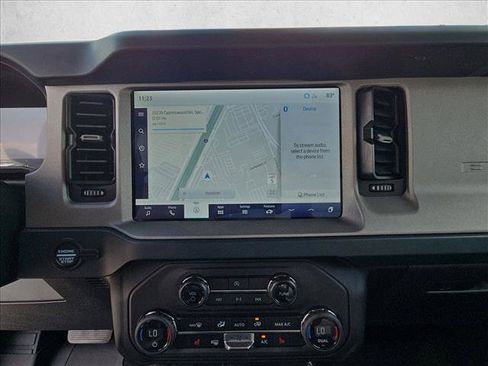 Used 2024 Ford Bronco Outer Banks AWD/4WD image 14
