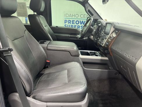 Used 2016 Ford F250 Lariat w/ Lariat Interior Package AWD/4WD image 23