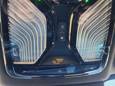 Used 2024 BMW X5 M60i image 21